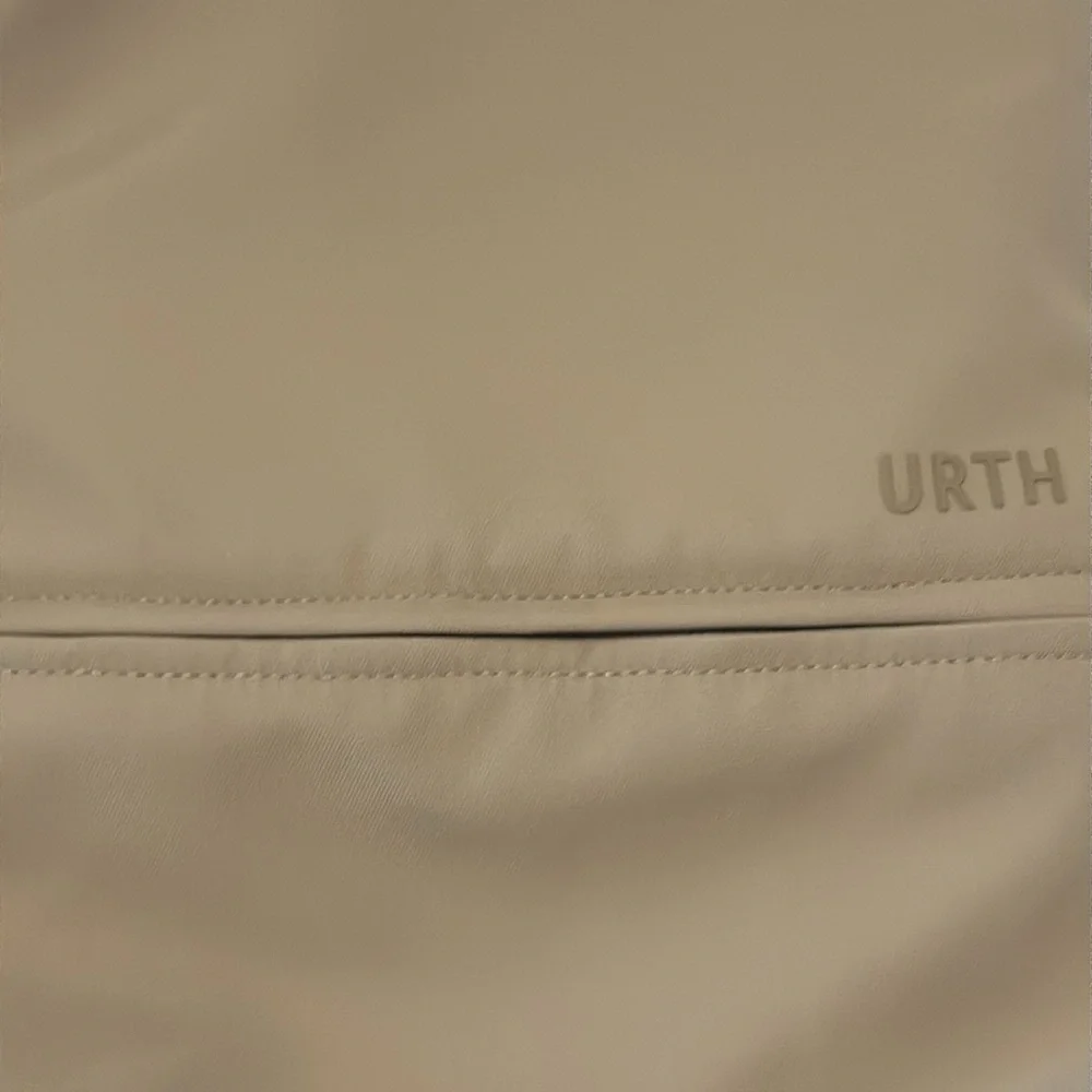 Urth Arkose 20L Backpack – 15” Laptop Bag, Weatherproof + Recycled (Beige)